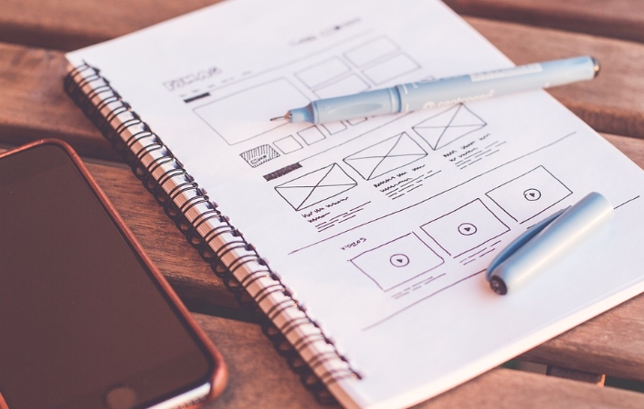 網(wǎng)頁設(shè)計(jì)與制作：技術(shù)和創(chuàng)意的完美結(jié)合